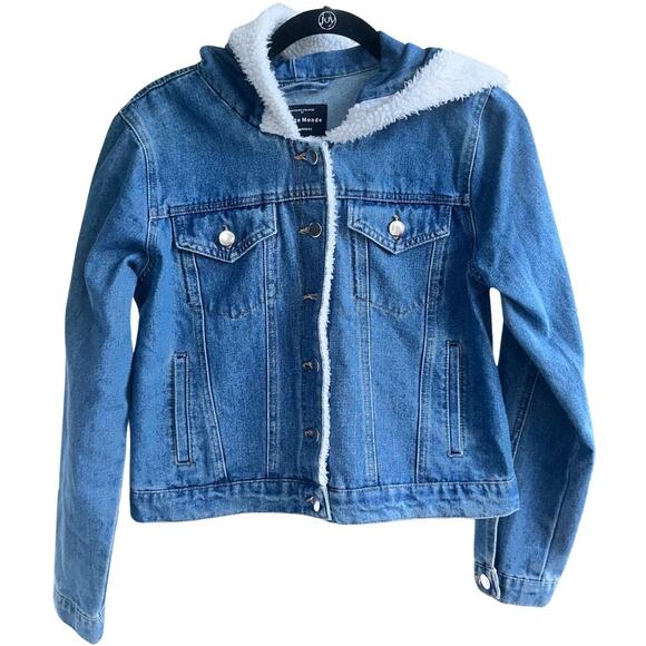 Haute Monde Jean Jacket Faux Fur Hood Denim Jacket Pockets Womens Sz Small NWOT - Picture 1 of 12